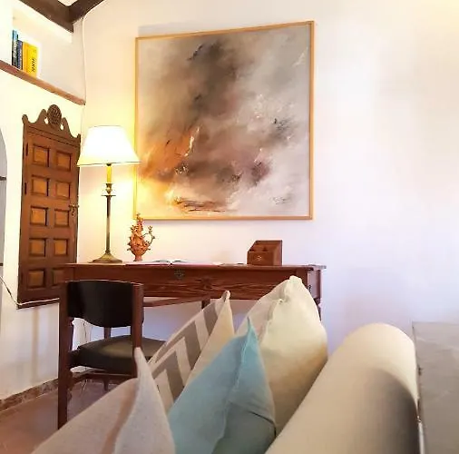Quiet House In Malaga